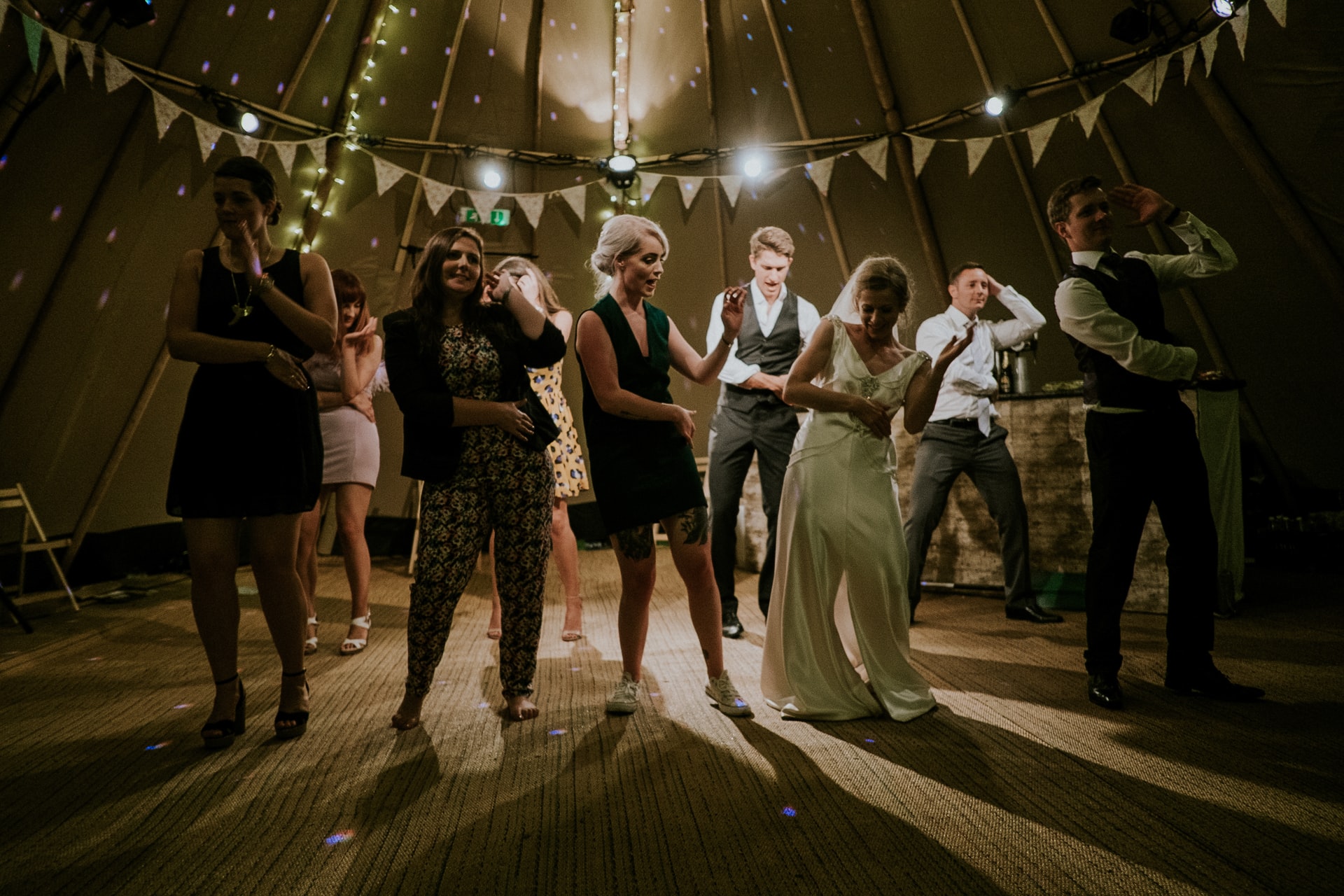 15 Ways to Go Above and Beyond for Your Wedding Guests - IMPACT Collective